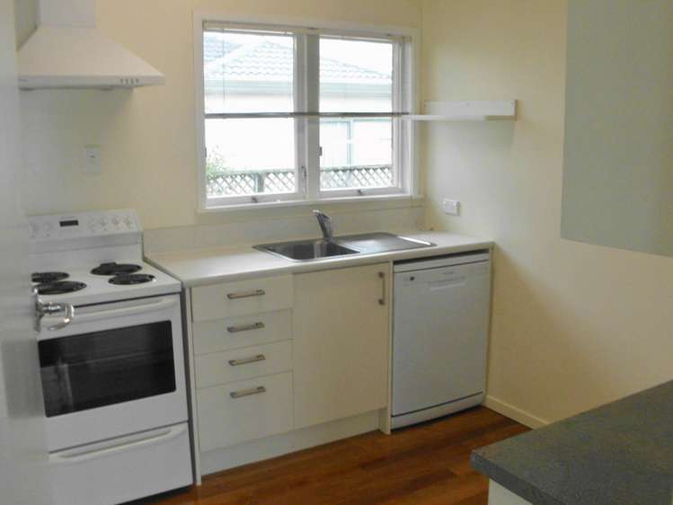 2/16 Karaka Street Takapuna_12