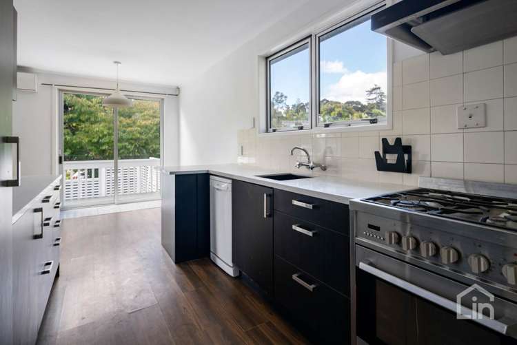 49 Castleton Street Birkdale_9