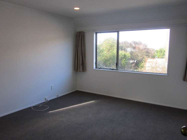 2/233 Forrest Hill Road Forrest Hill_1