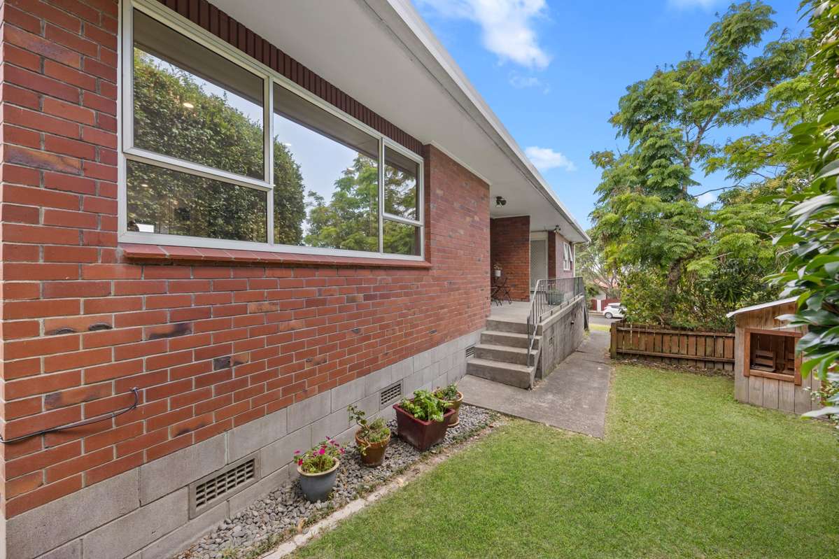 2/4 Illana Place_0
