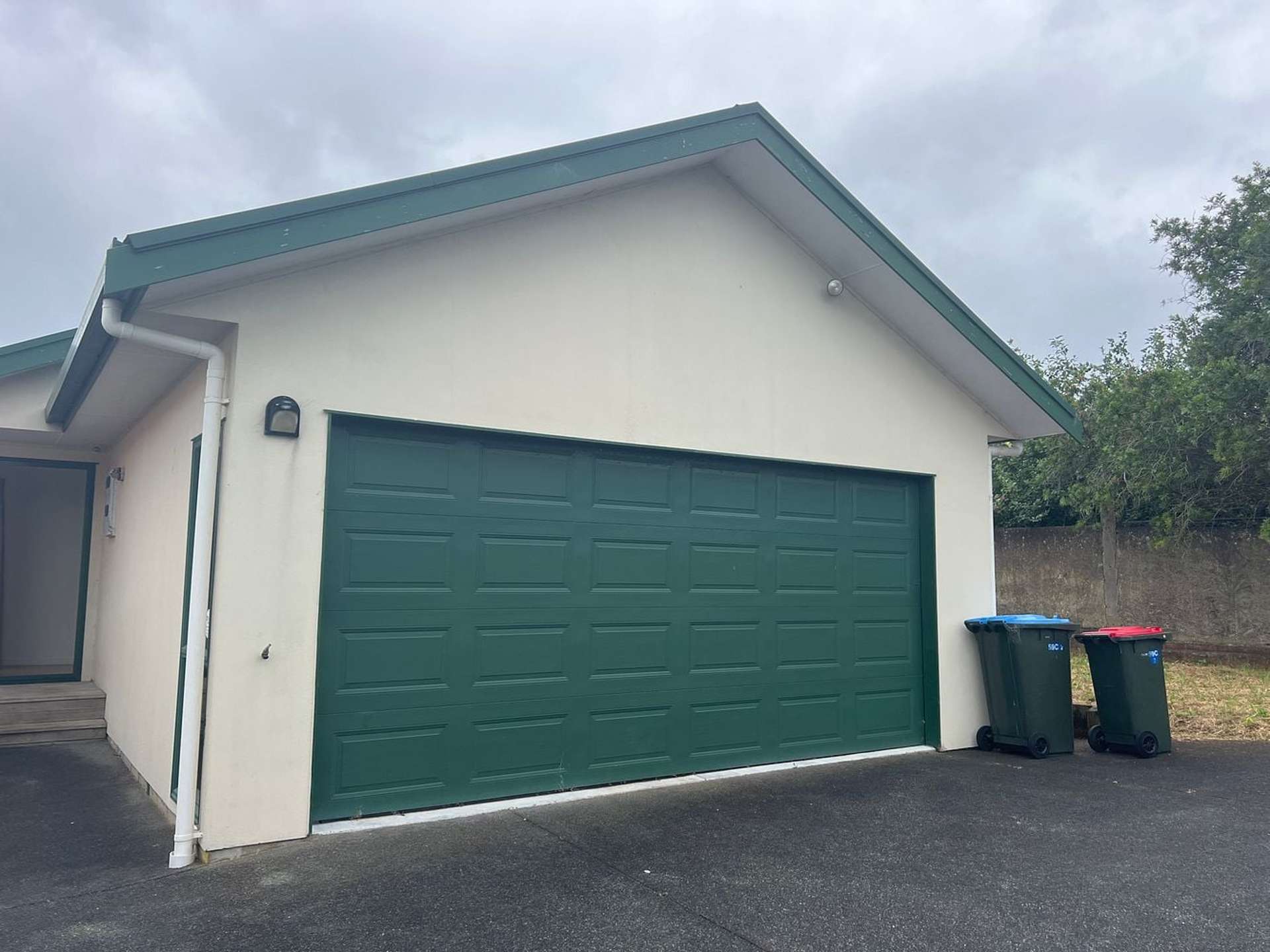 2/59C Hillsborough Road Hillsborough_0