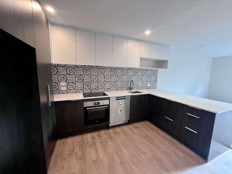 2/83 Rutherford Street Woolston_3