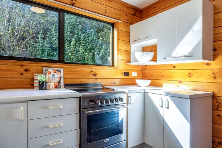 16 Frank Street Oneroa_6