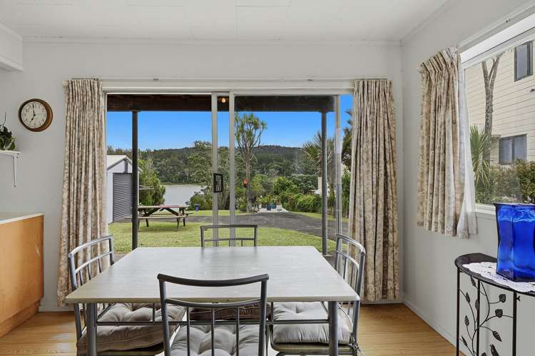 13 Okura River Road Okura_20