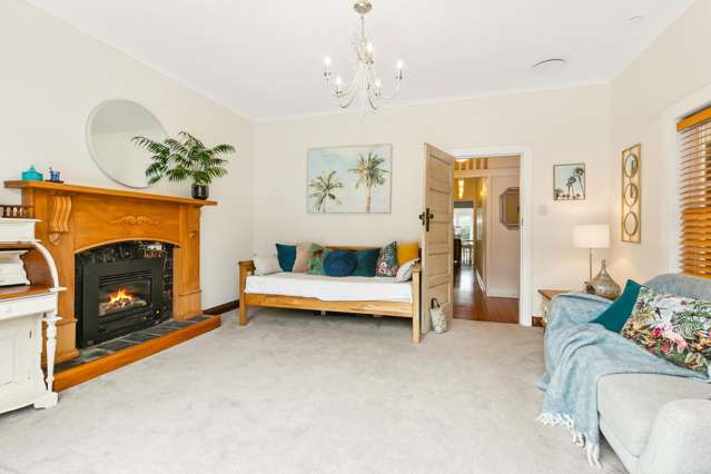 159 Queens Drive Lyall Bay_3
