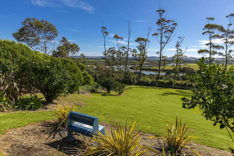 140 Kaipara Coast Highway Helensville_17