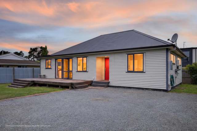 Privacy, Sunshine & Easy-Care Living!