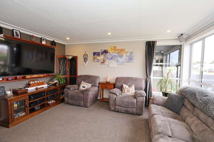 9 Waiau Crescent Kingswell_3