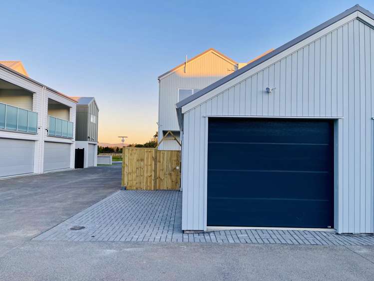 101 Tributary Parade Karaka_21