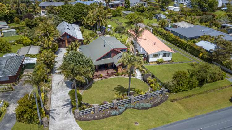 17 Harbour View Road Point Wells_16