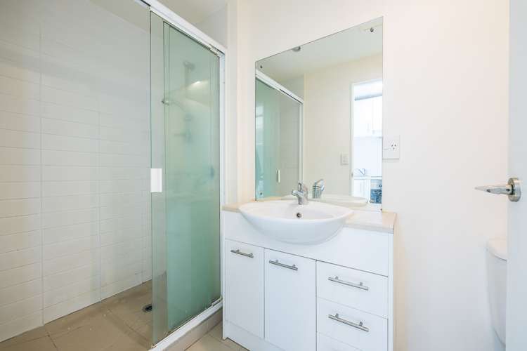 11g/23 Emily Place Auckland Central_10