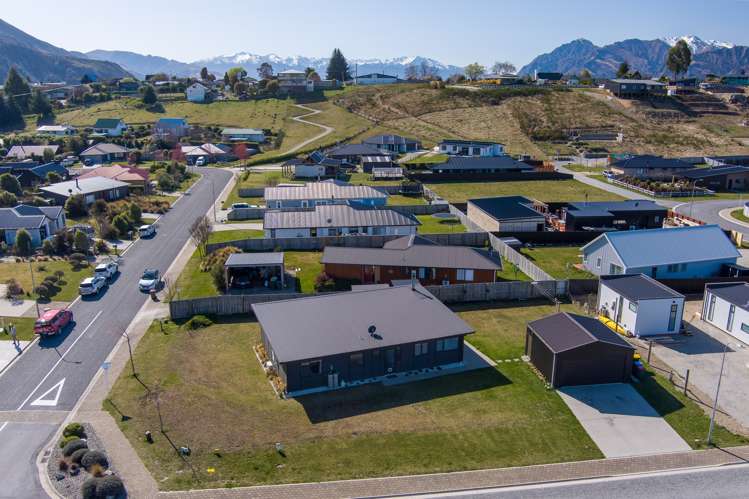 57 Hewson Crescent Lake Hawea_19