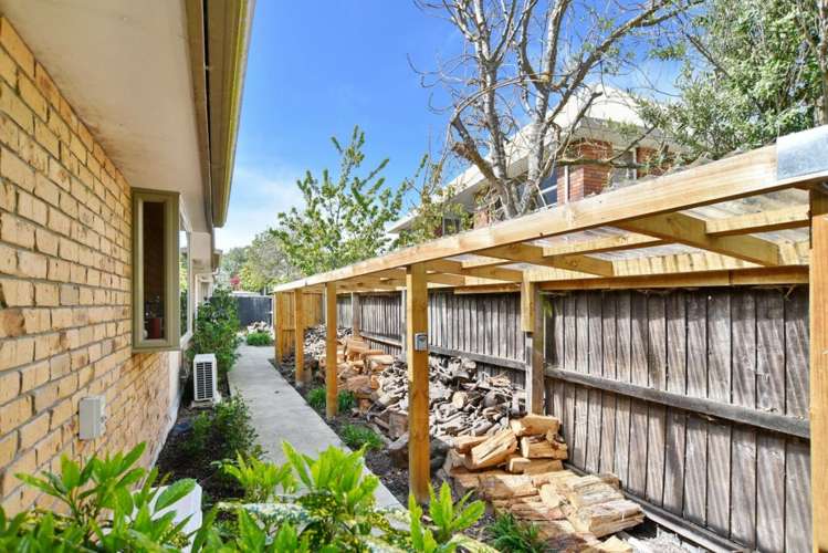 34 Oregon Place Burwood_25