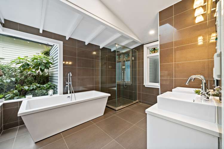 7 Leys Crescent Remuera_12