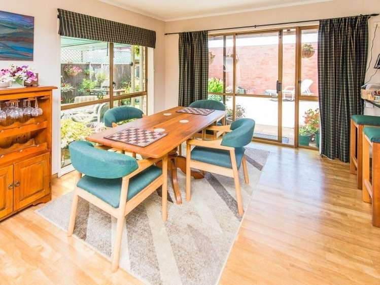 8 Essex Place Springvale_5