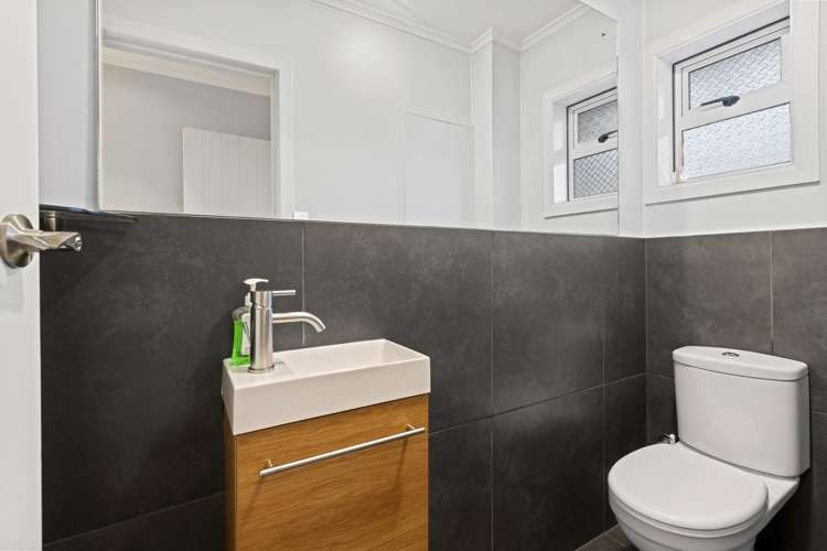 37A Bradbury Road Botany Downs_8