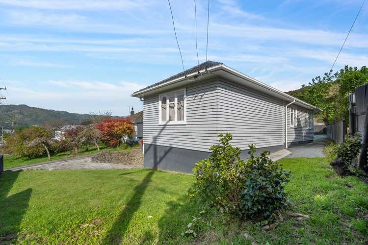 55 Lees Grove Wainuiomata_17