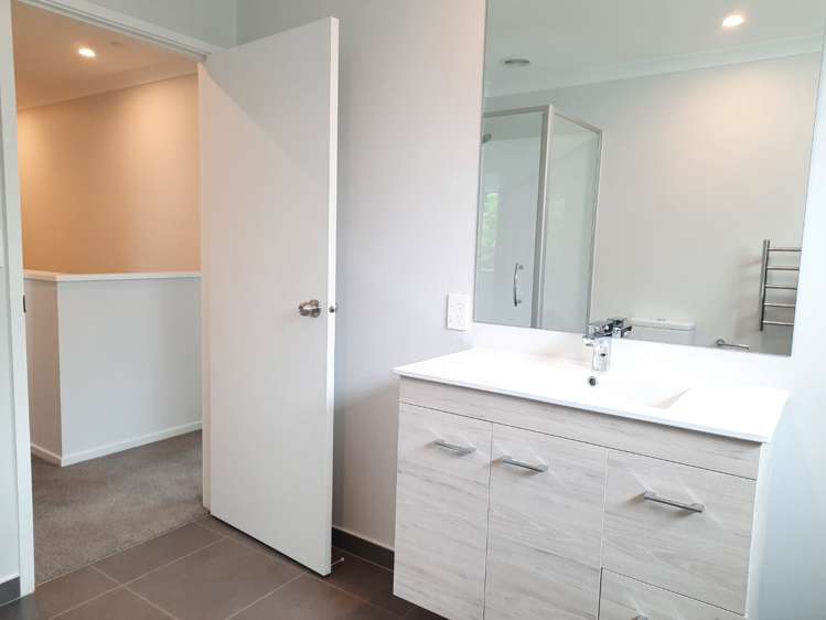 2/1 Acorn St 1662_16