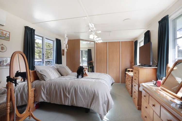 1102 Peak Road Waikoukou Valley_14