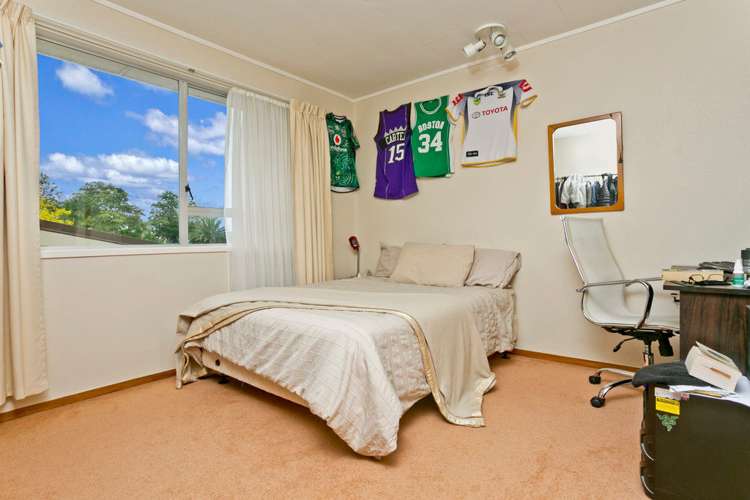 3 Stott Avenue Birkdale_16