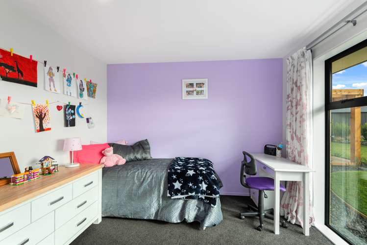 19 Landsborough Drive Darfield_15