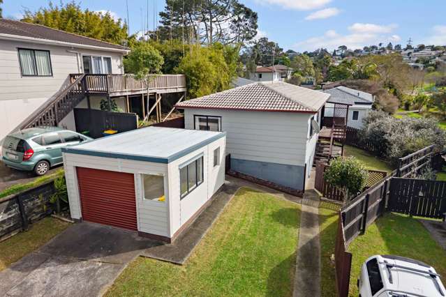 First Home - Freehold - Fenced - Fabulous