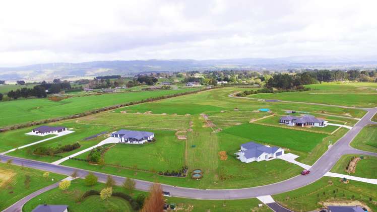 21 Colquhoun Way Kelvin Grove_12