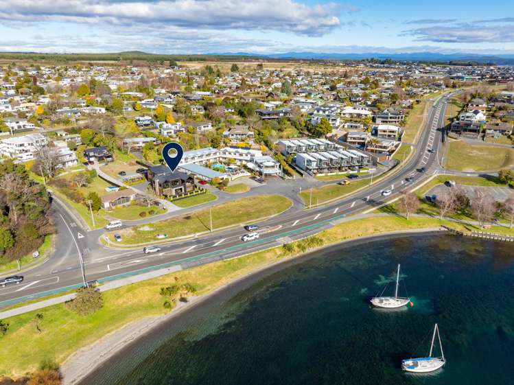 336 Lake Terrace Two Mile Bay_37