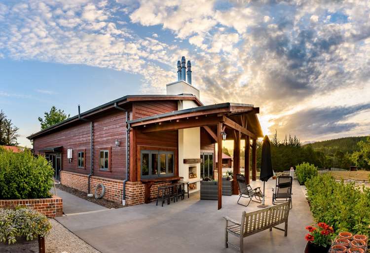 273 Old House Road Upper Moutere_1