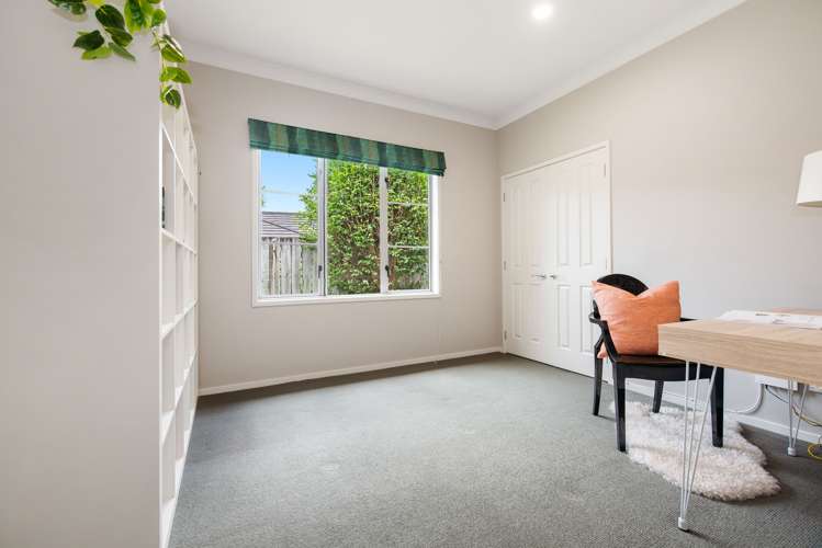 43 The Esplanade Huntington_21