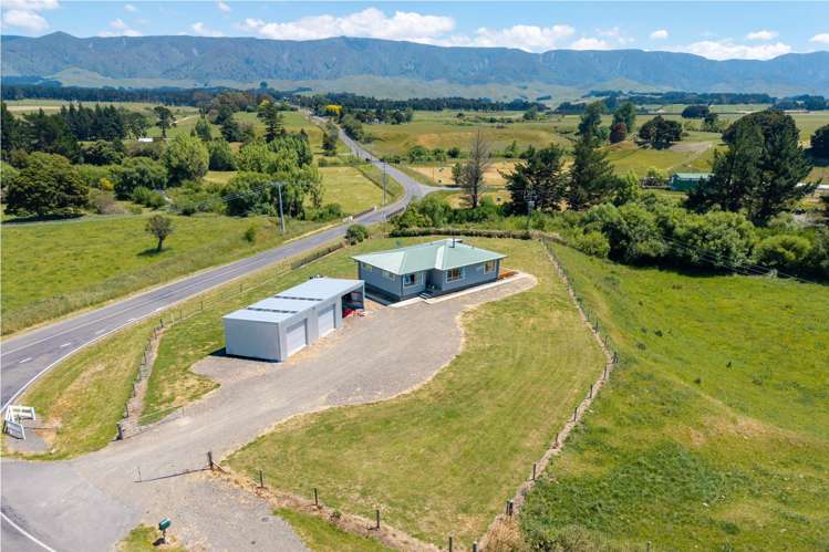 493 Smith Road Dannevirke_16