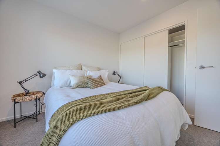 2/99 King Street Sydenham_32