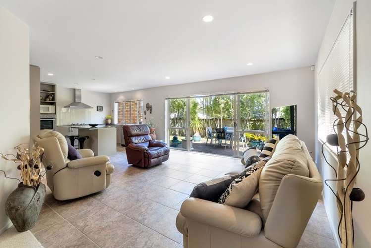 8 Greenbrooke Drive Flat Bush_1