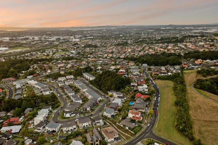 38 Matairangi Avenue Totara Heights_26