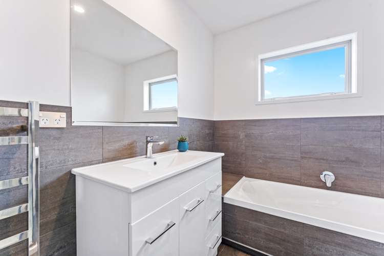 6a Kirk Street Waiuku_11