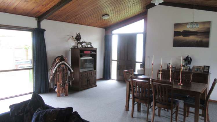 85 Waimate Highway Saint Andrews_14