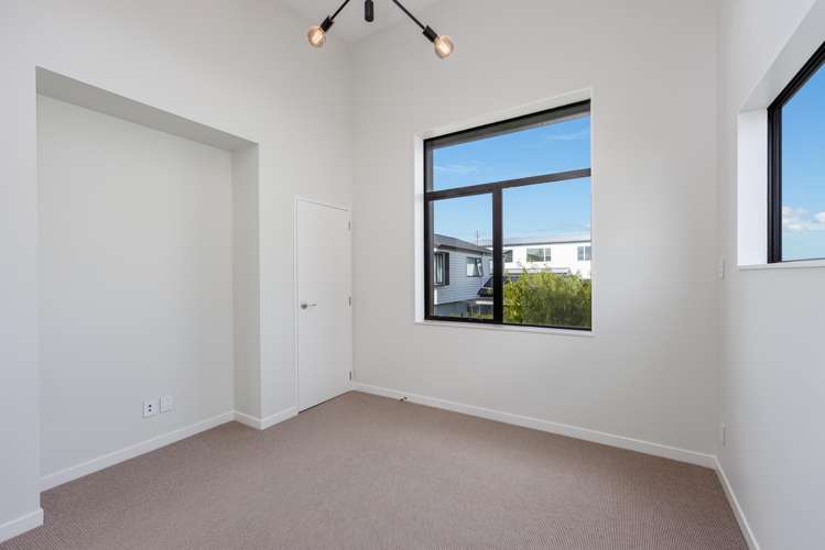 8 Alexander French Close Silverdale_18