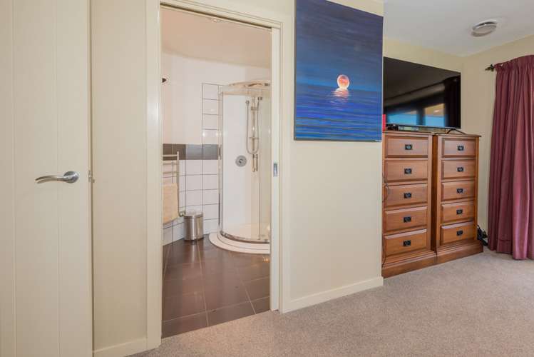 7 Larch Crescent Alexandra_13