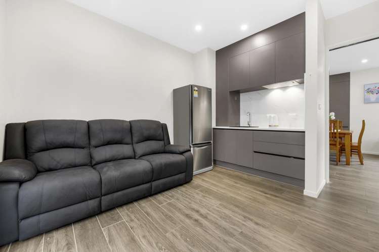 11 Puruatanga Drive Flat Bush_8