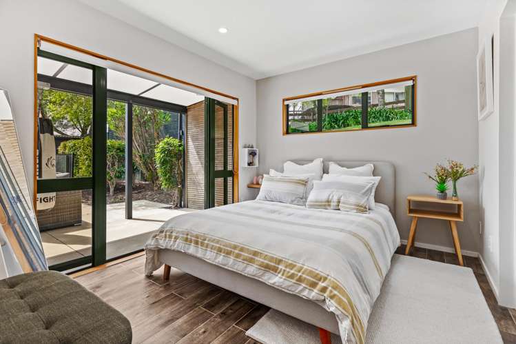 7 Attwood Road Paremoremo_14