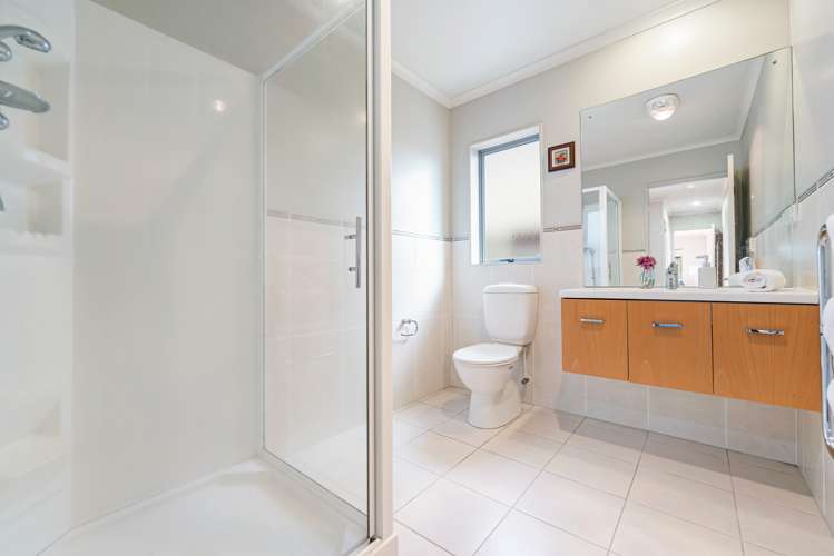 16 Greenbrooke Drive Flat Bush_11