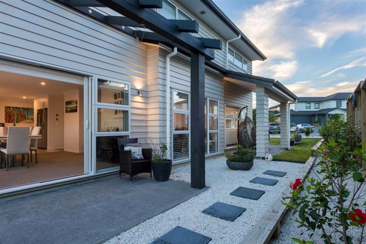 5 Eastreef Court Long Bay_1