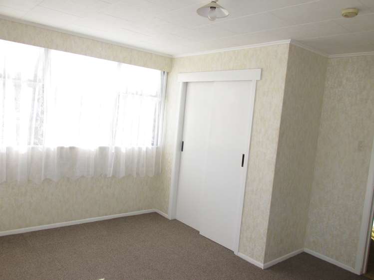 8 Queen Street Wairoa_11