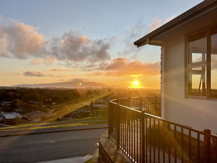 99 Kakariki Grove Waikanae_24