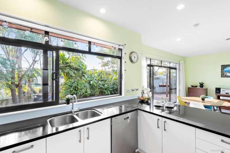 51 Pine Harbour Parade Beachlands_7