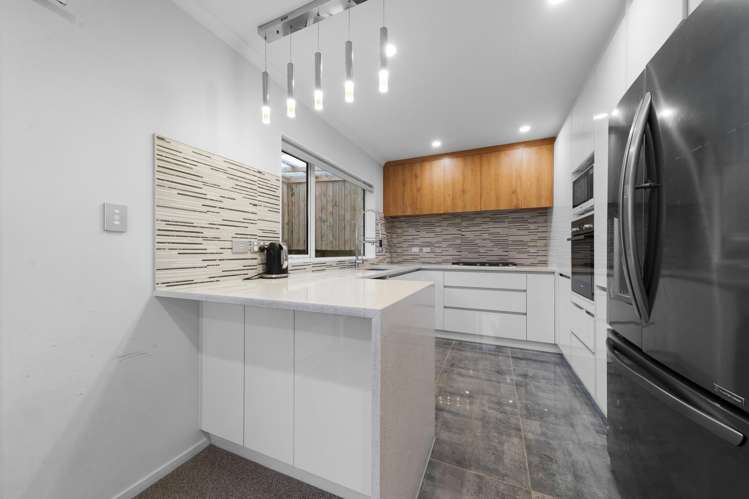 13 Orona Way Papatoetoe_2