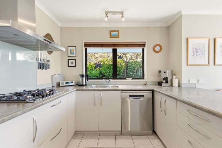 58 Ferry Hill Drive Lower Shotover_6