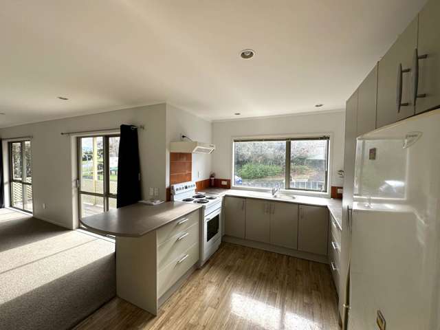 5 Scotstoun Place Glen Eden_1