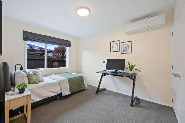 6 Camira Place Botany Downs_20