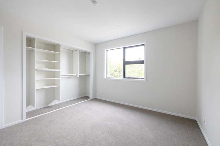 31 Wainuiomata Road_2